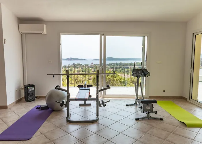 Vista Di Pinarello Villa *